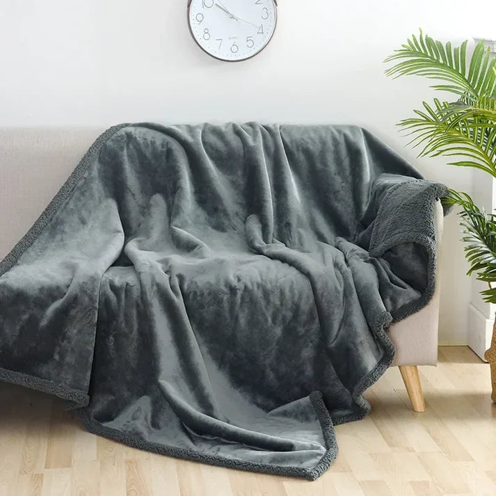 FL® Waterproof Love Blanket